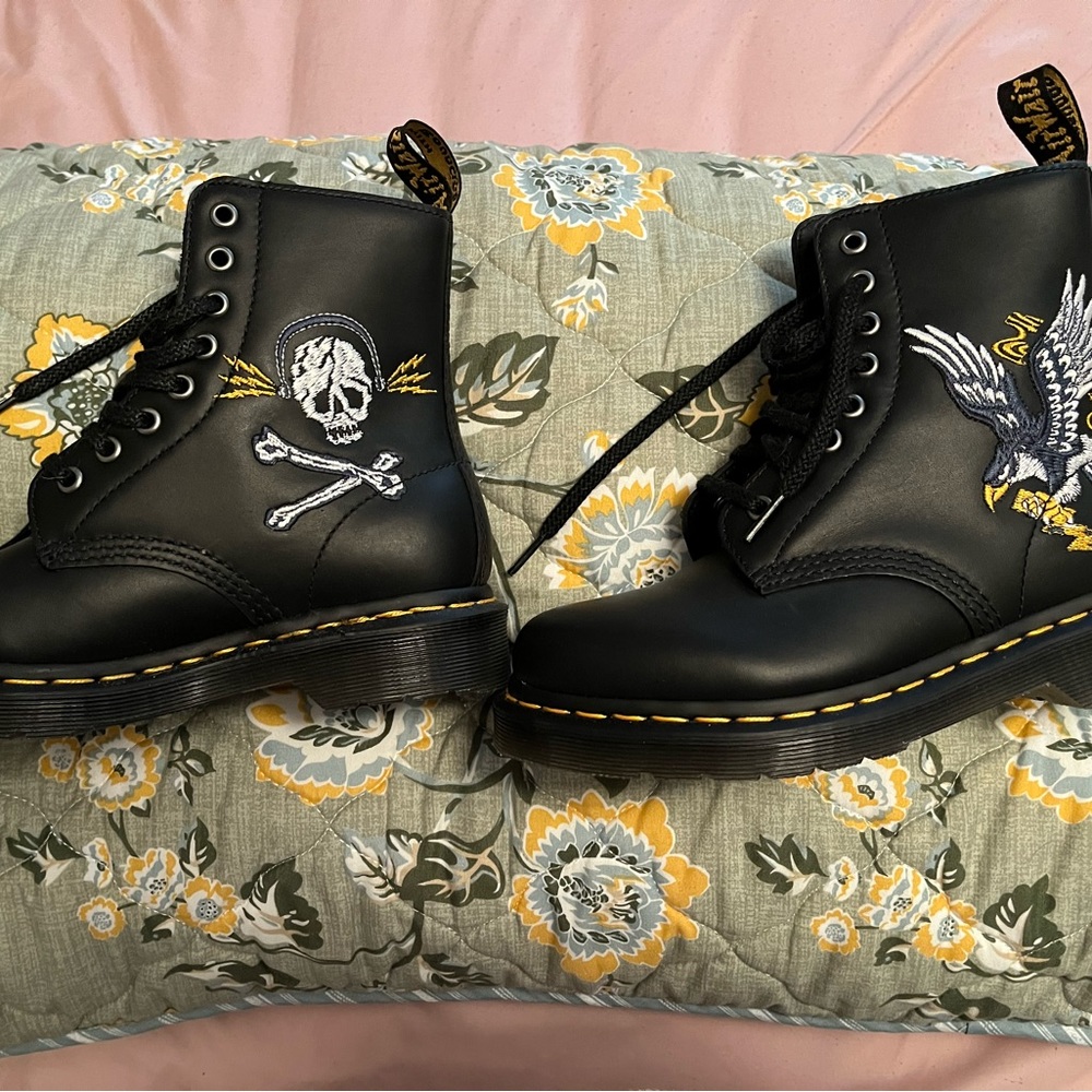 Doc Martens Souvenir